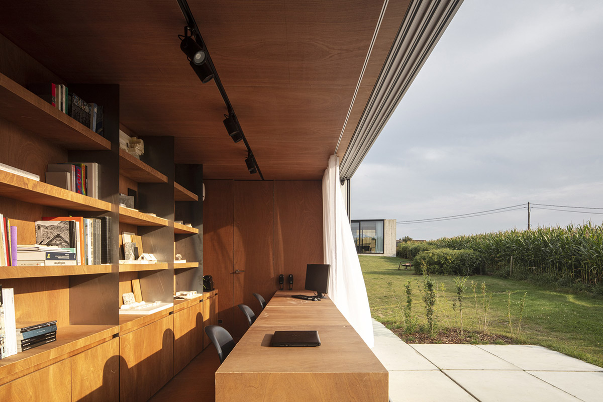 TOOP architectuur uses old shipping containers to convert them into architects' studio in Belgium