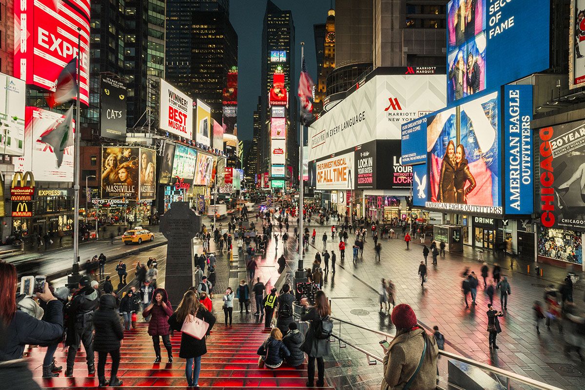 Sn&oslash;hetta completes Times Square expansion, doubling the amount of public space