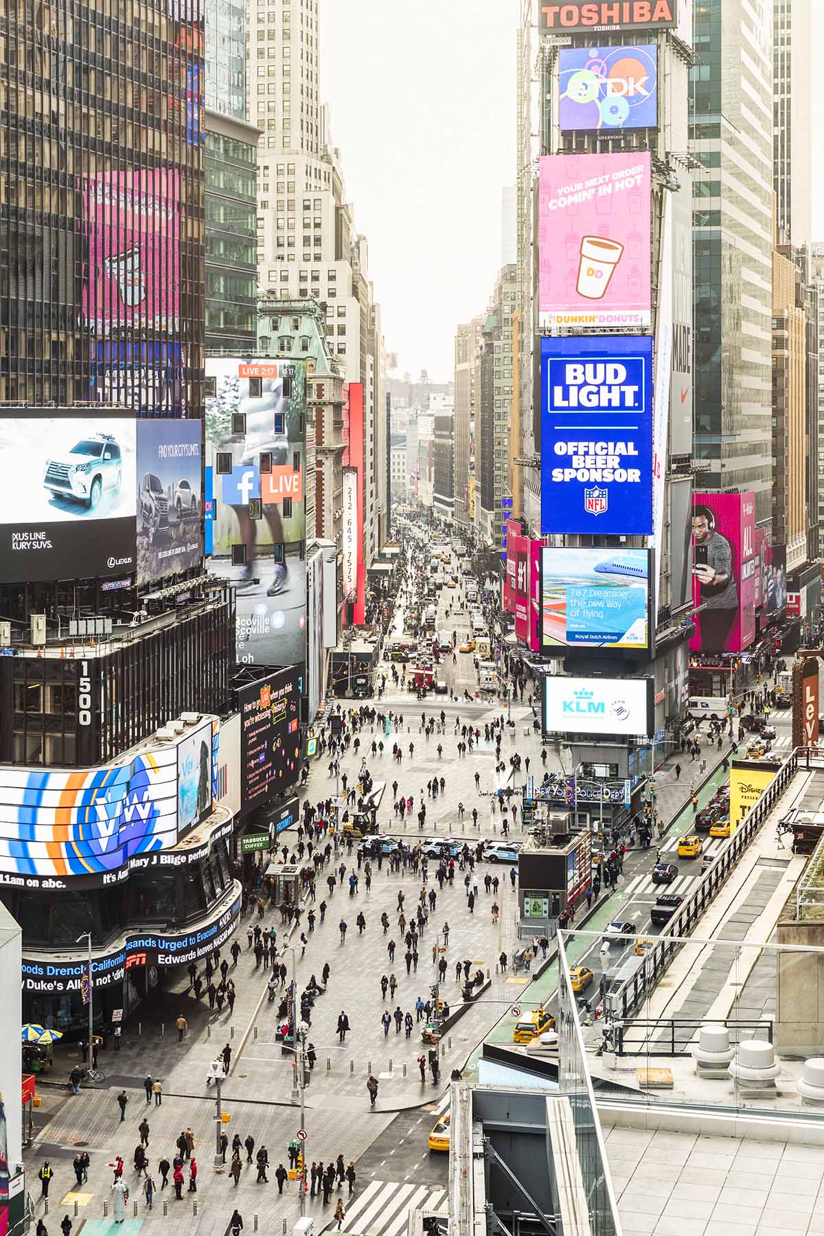 Sn&oslash;hetta completes Times Square expansion, doubling the amount of public space