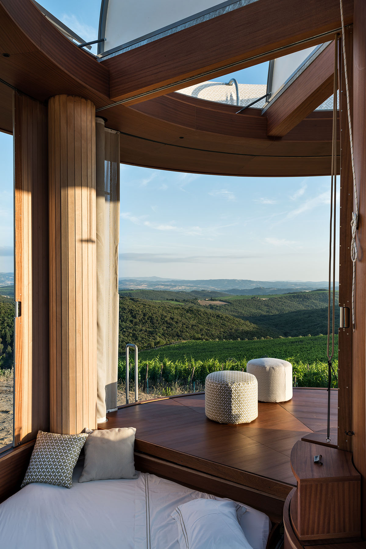 Beatrice Bonzanigo reveals Casa Ojalá luxury cabin with flexible cylindrical walls in Tuscany, Italy