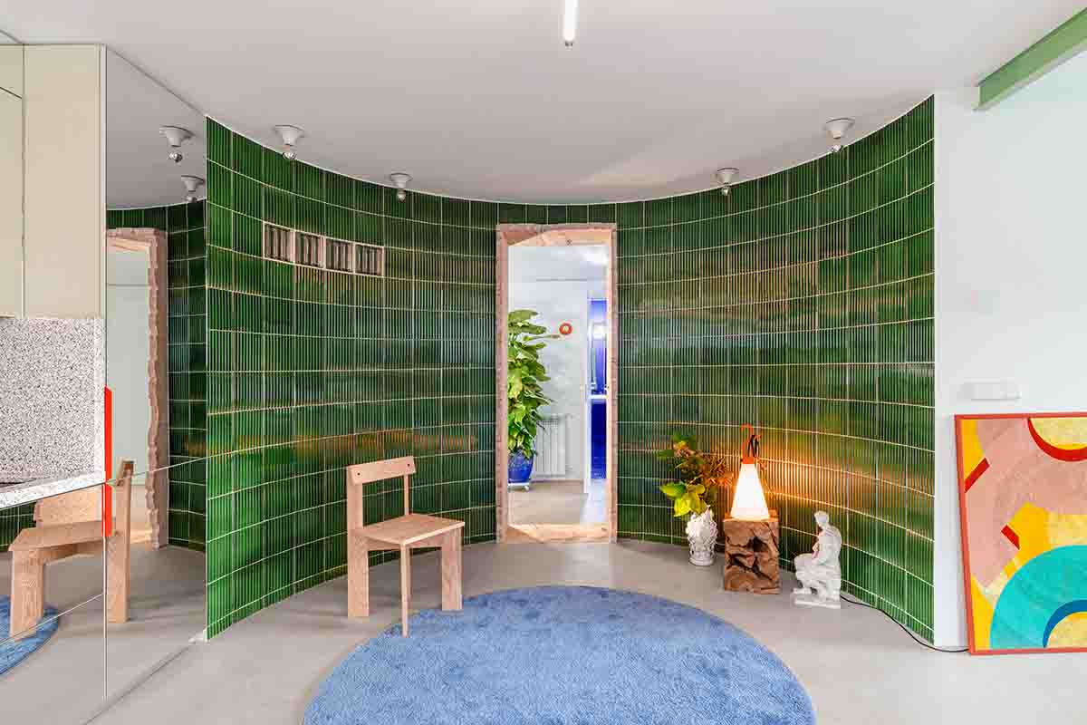 Ismael Medina Manzano converts post-war built home into an unplanned domestic prototype 