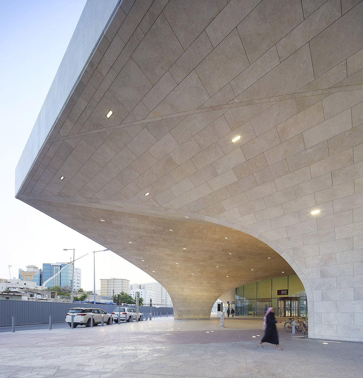 UNStudio completes the first 37 stations referencing to old Qatari architecture on Doha Metro Network