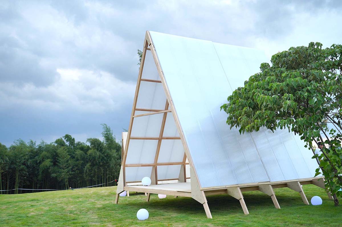 Wiki Tribe cabins, made of modular wooden system, have been built with local participants in Huzhou