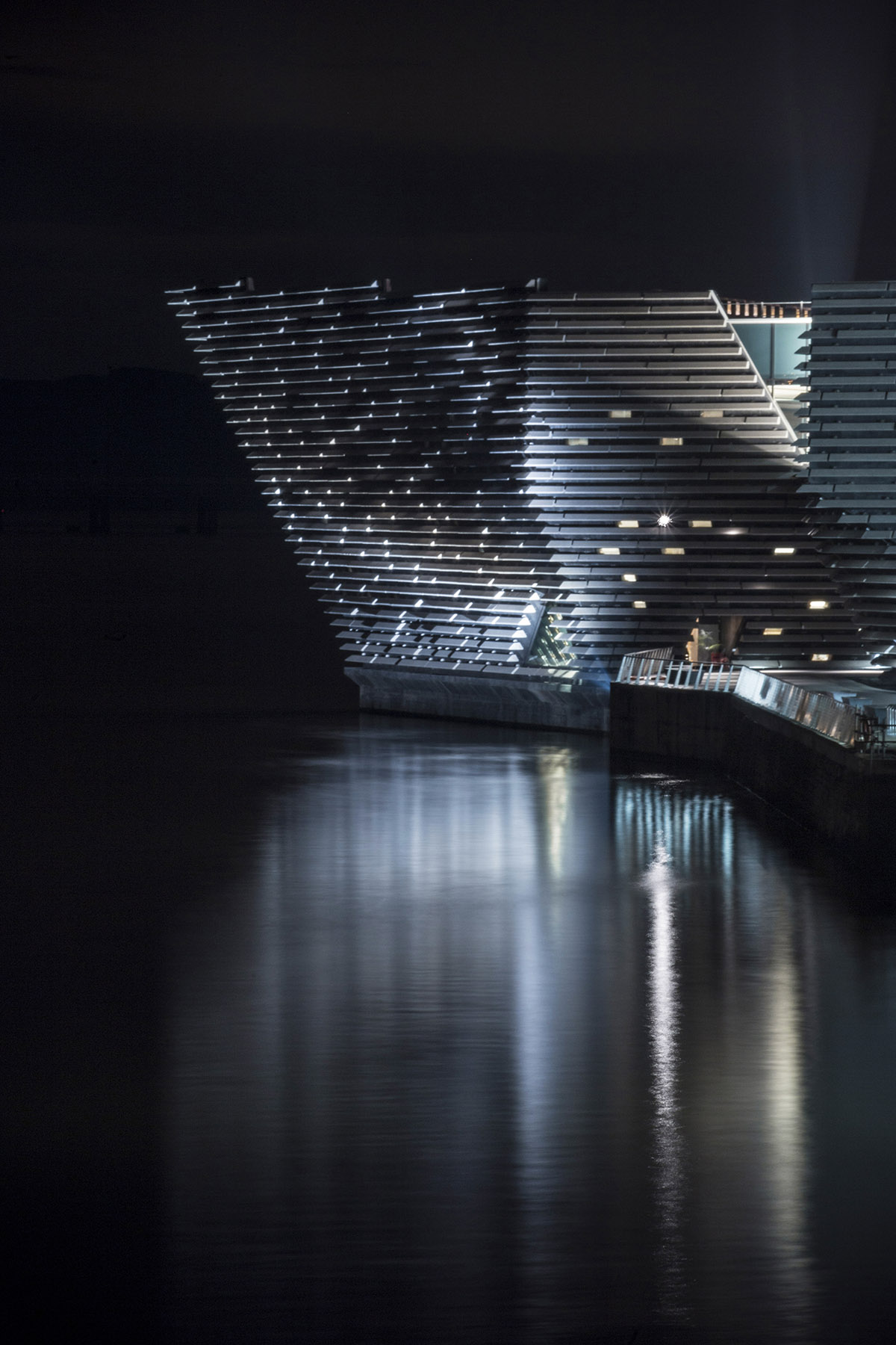 Kengo Kuma's Scotland's cliff-inspired V&A Dundee Museum is nearing completion