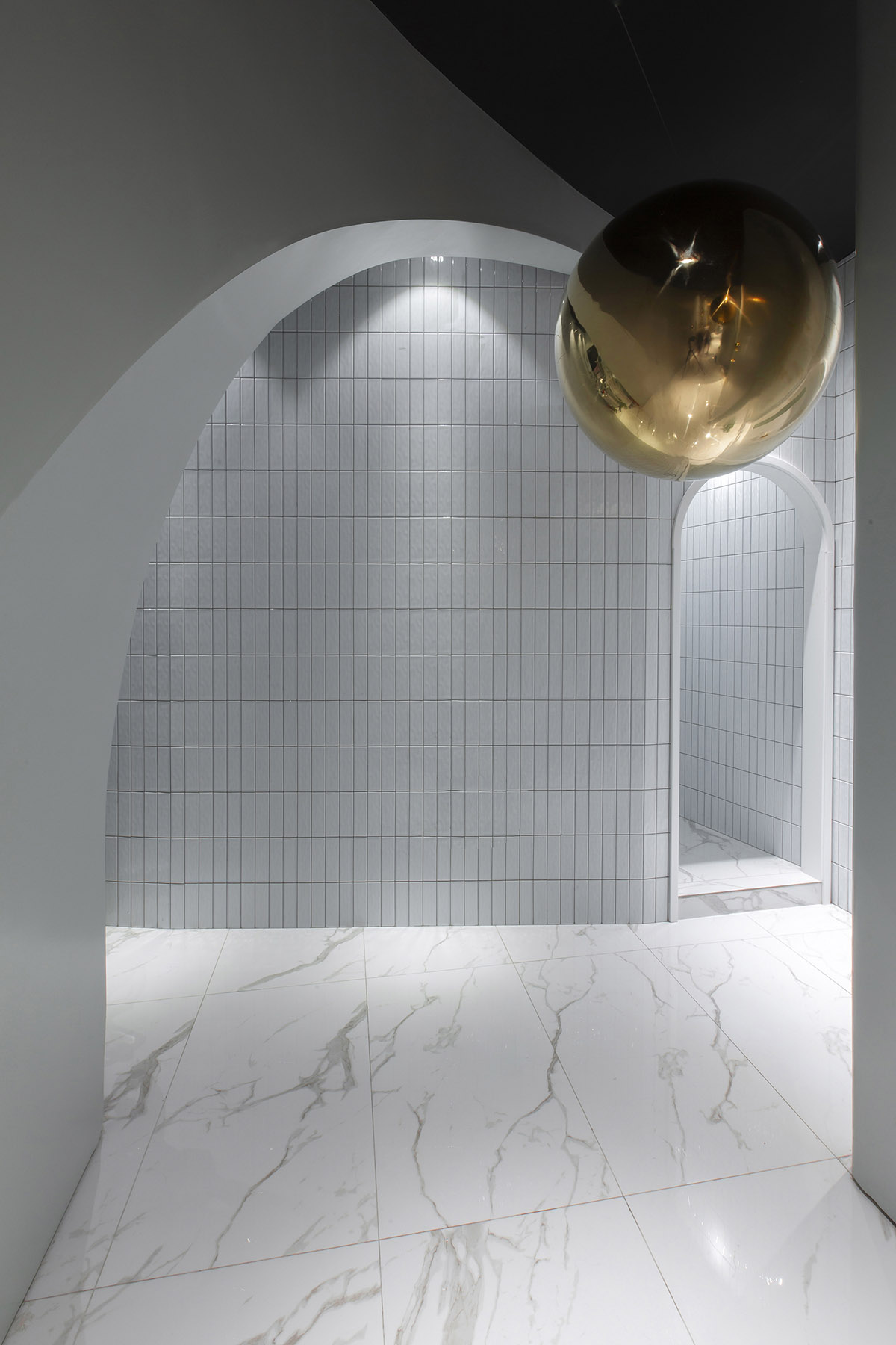 Towodesign creates a fantasy bubble trip inside a beauty salon in Shanghai