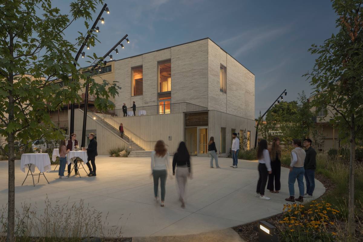 Snøhetta Completes Vesterheim Commons, A Place Where Norwegian-American Art Flourish