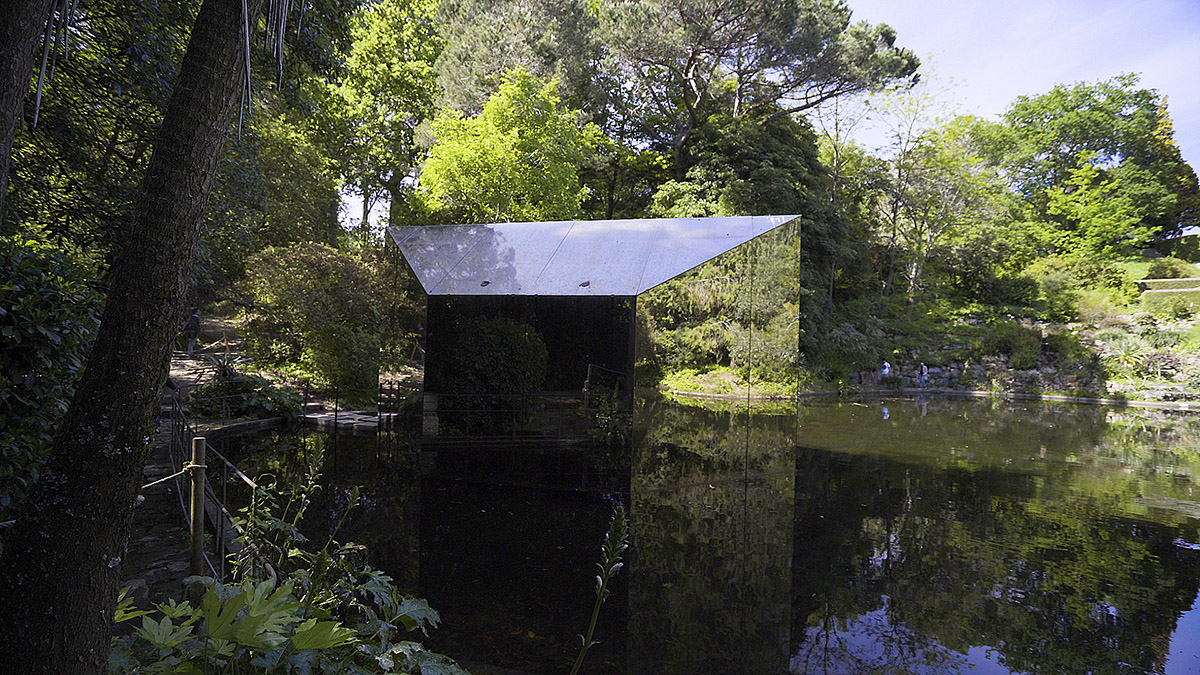 Lake Pavilion: Brothers Grimm landscapes?