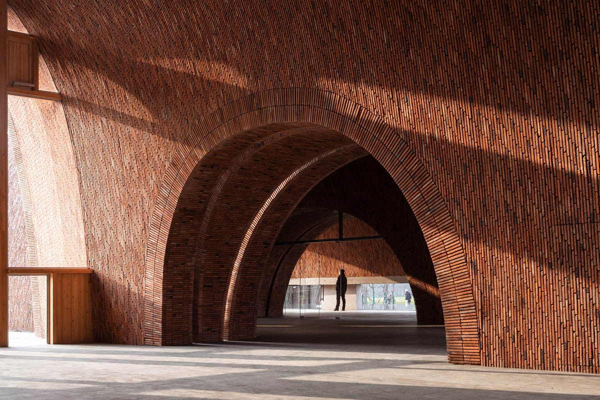 Studio Zhu-Pei designs giant vaults from recycled old kiln bricks to form Jingdezhen Kiln Museum