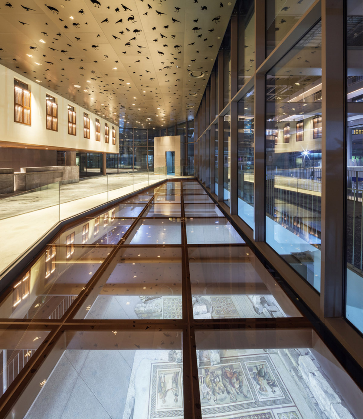 Emre Arolat Architecture preserves archaeological remnants with this modular hotel in Antakya