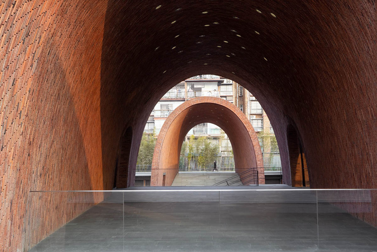 Studio Zhu-Pei designs giant vaults from recycled old kiln bricks to form Jingdezhen Kiln Museum