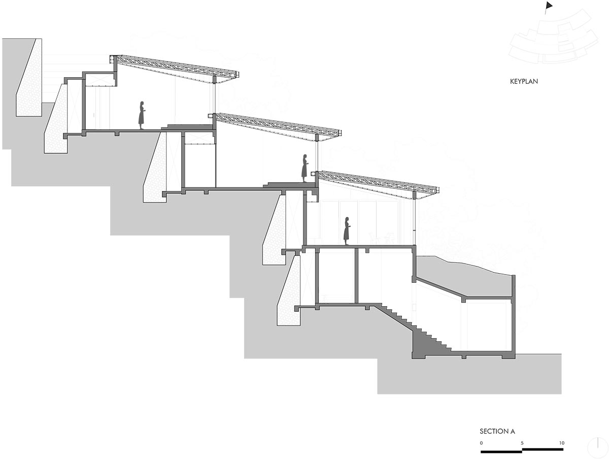 Villa Boe captures the captivating views of Tampah Hills in Indonesia 