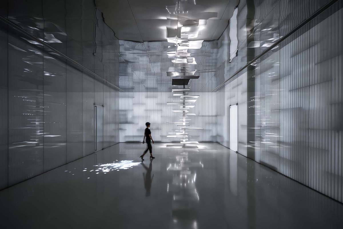 Wutopia Lab designed the first architectural model museum of China with continuous steel pipes