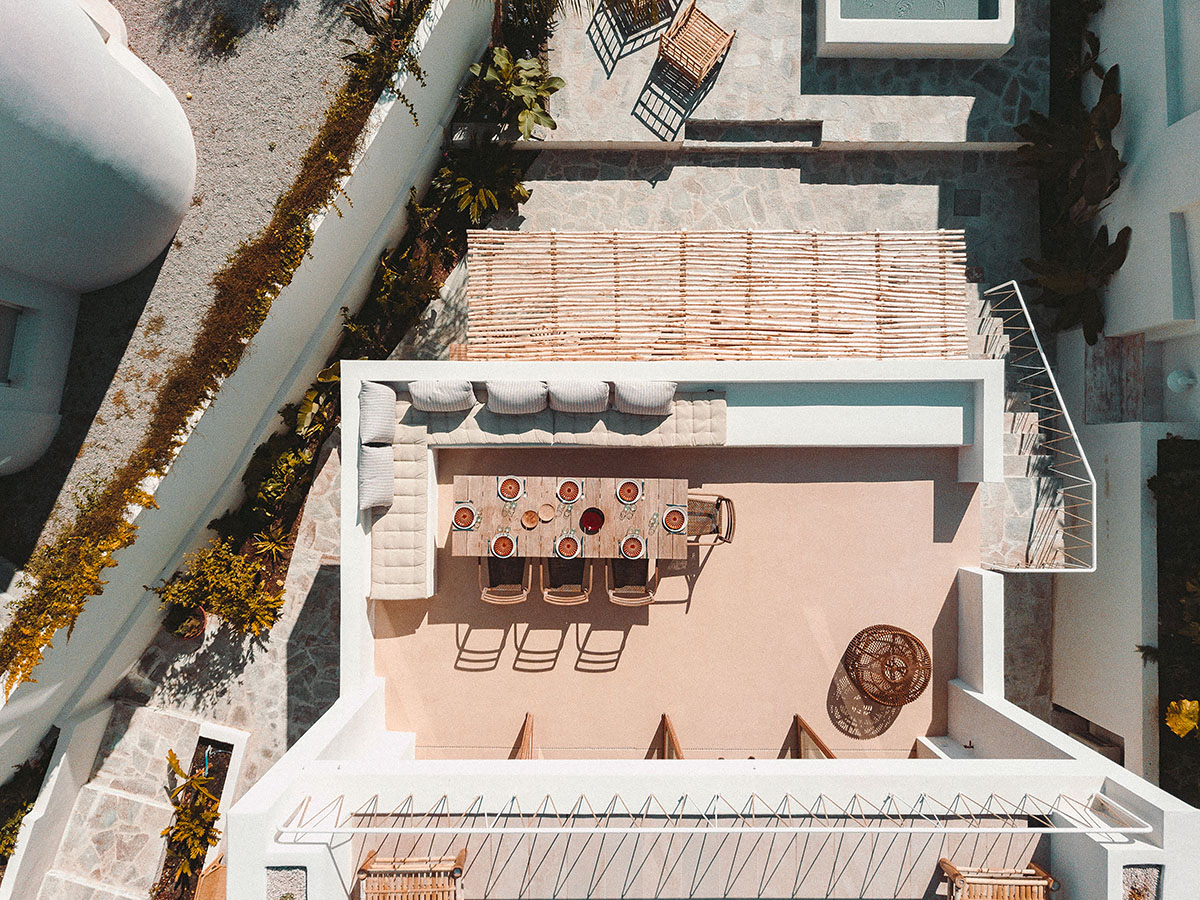 Amelia Tavella Architectes completes holiday home with unobstructed views on Corsica coastline