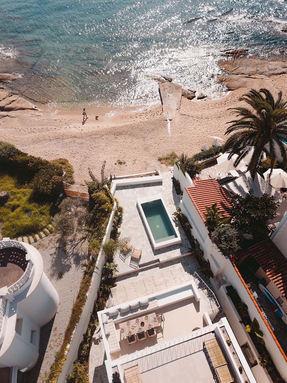 Amelia Tavella Architectes completes holiday home with unobstructed views on Corsica coastline