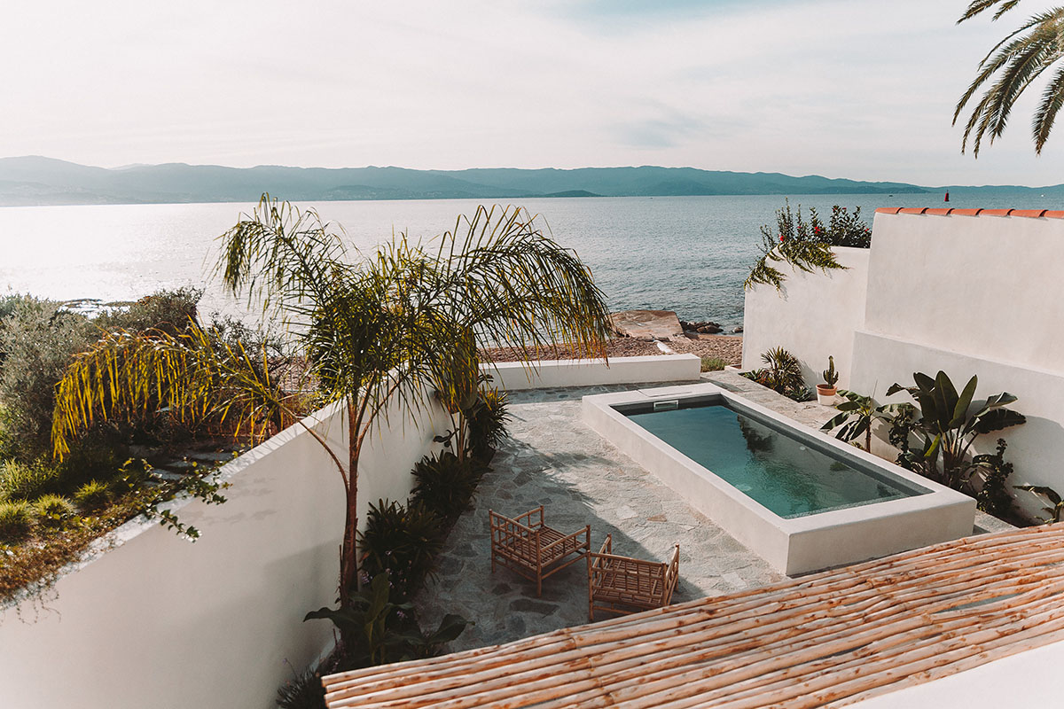 Amelia Tavella Architectes completes holiday home with unobstructed views on Corsica coastline