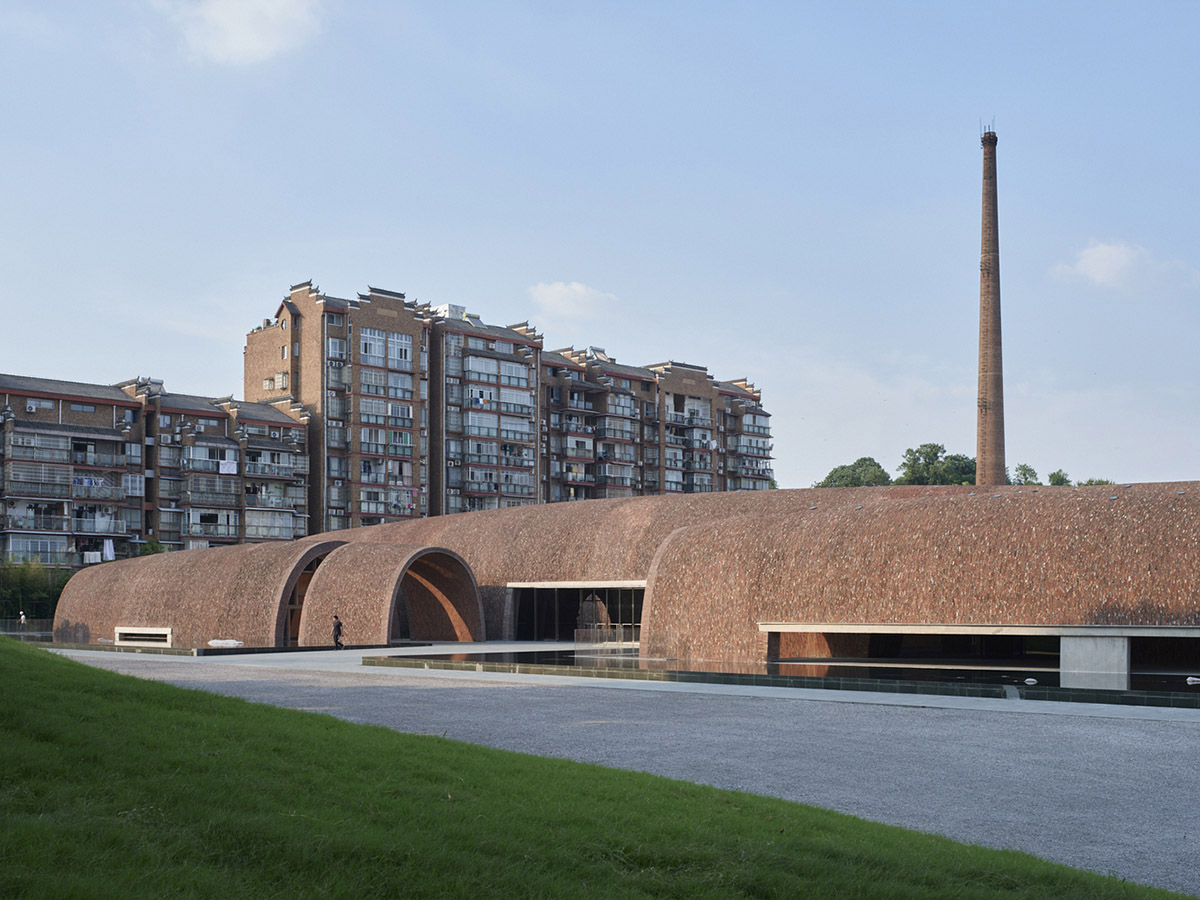Studio Zhu-Pei designs giant vaults from recycled old kiln bricks to form Jingdezhen Kiln Museum