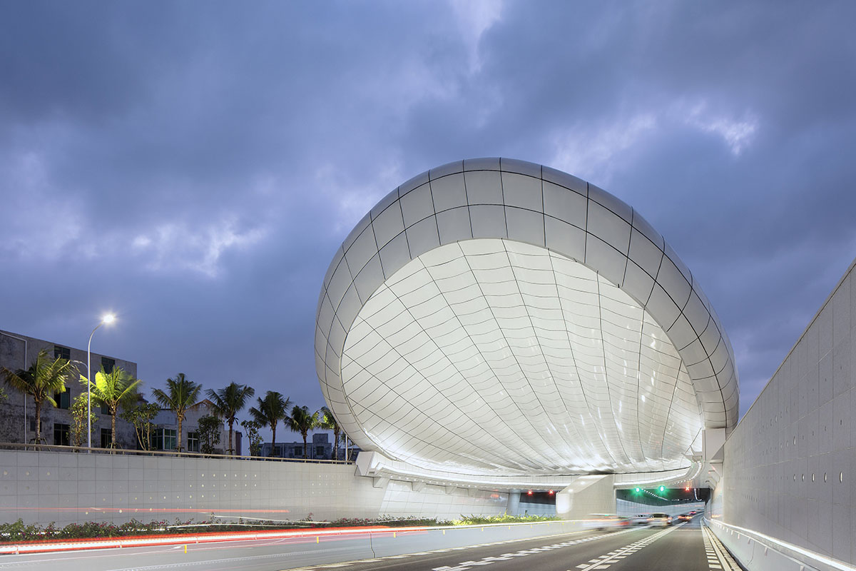 Penda China completes madeleine-shaped portal for Haikou Wenming East Road Tunnel in China