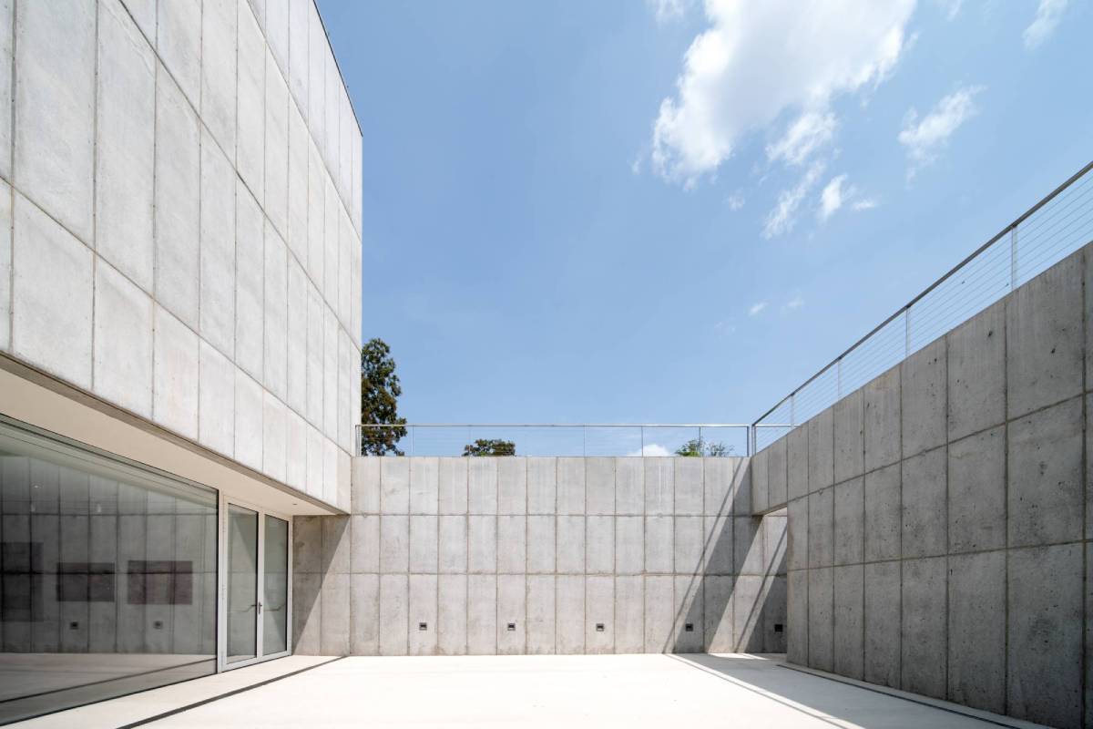 Robert Olnick Pavilion: A Refuge For Italian Art in Rural New York