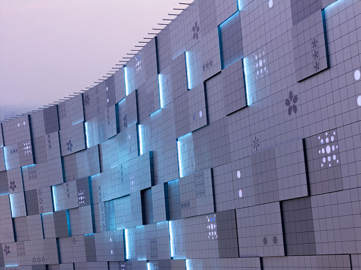 Giant ski resort features a 500-meter downhill slope with a pixelated multi-media façade in China