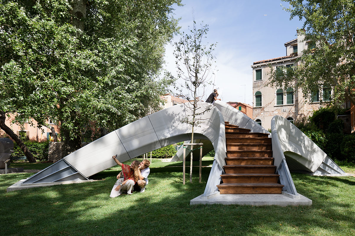 Zaha Hadid Architects and Block Research Group complete 3D-concrete-printed Striatus bridge in Venice