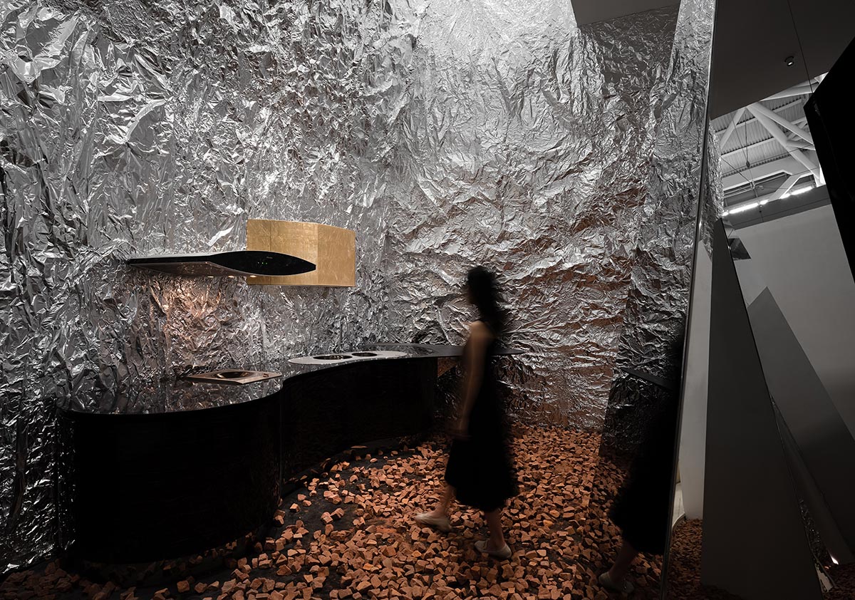 AD ARCHITECTURE creates metallic interiors for Mirror Gallery exhibition space in Shenzhen