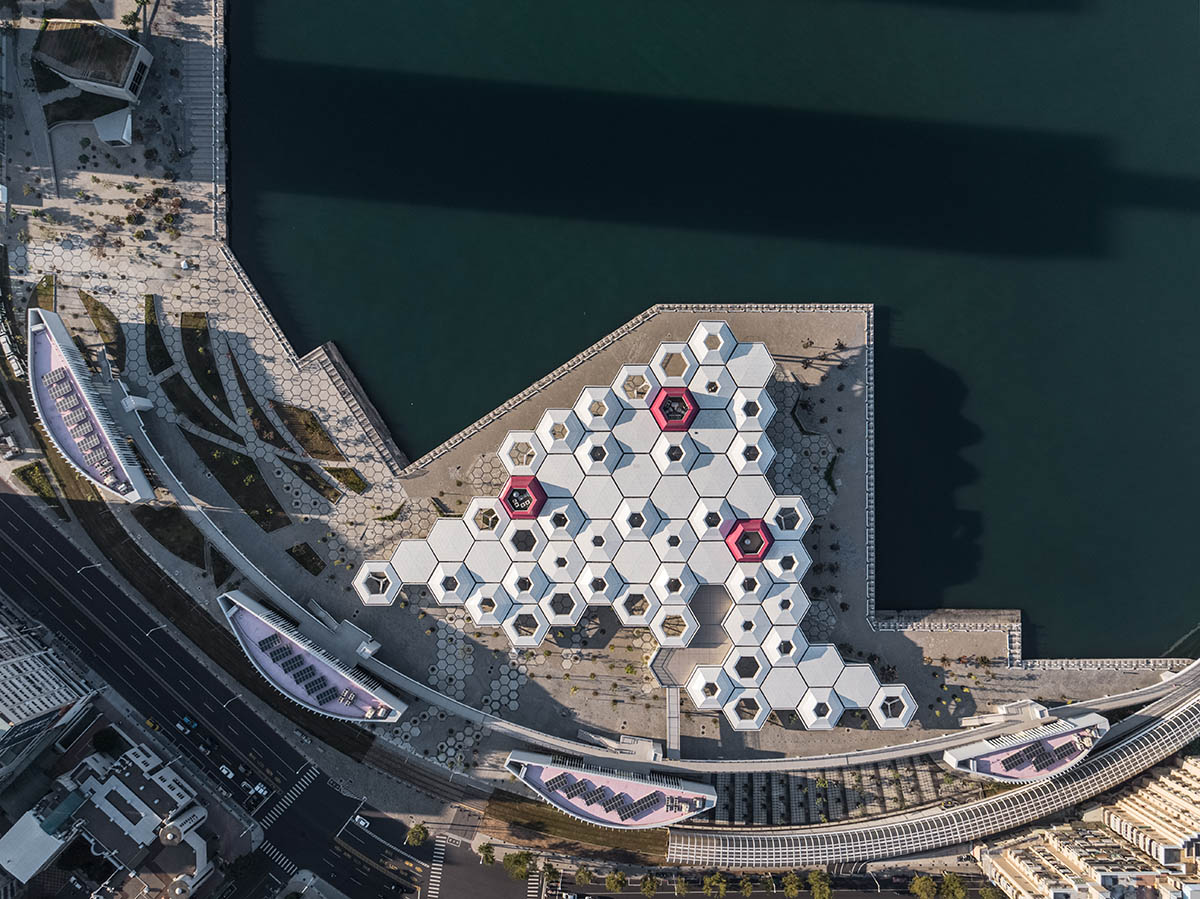 Manuel Monteserín designs pop music center inspired by the seabed in Taiwan