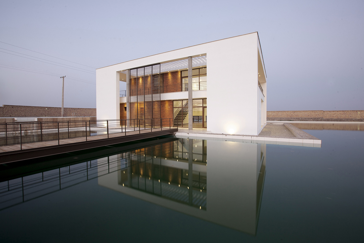 Shams Villa By Karand Architecture Group