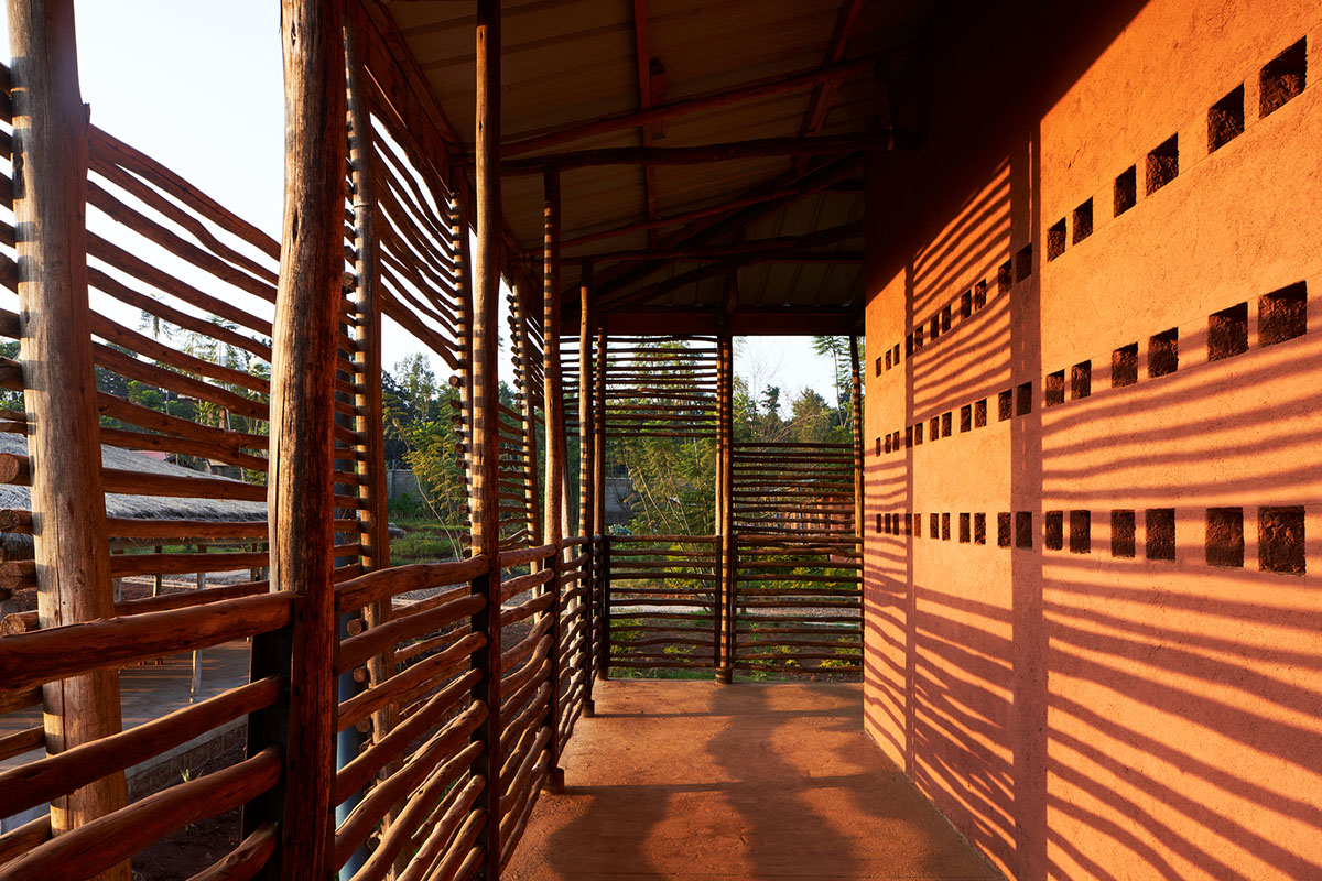 Ethiopian campus by StudioBenaim is dedicated to street children and features local elements