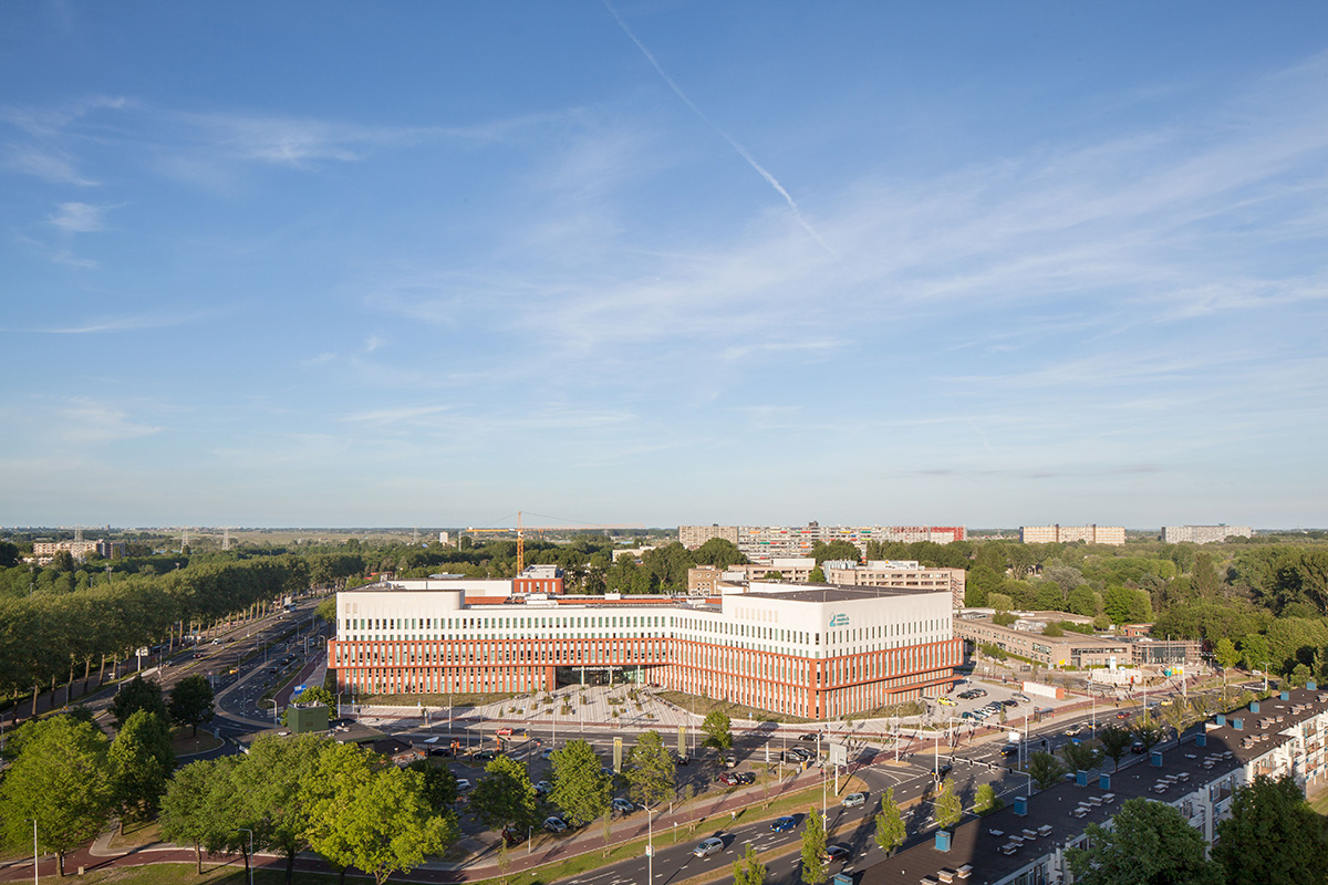 Mecanoo completed Zaans Medical Centre in Netherlands