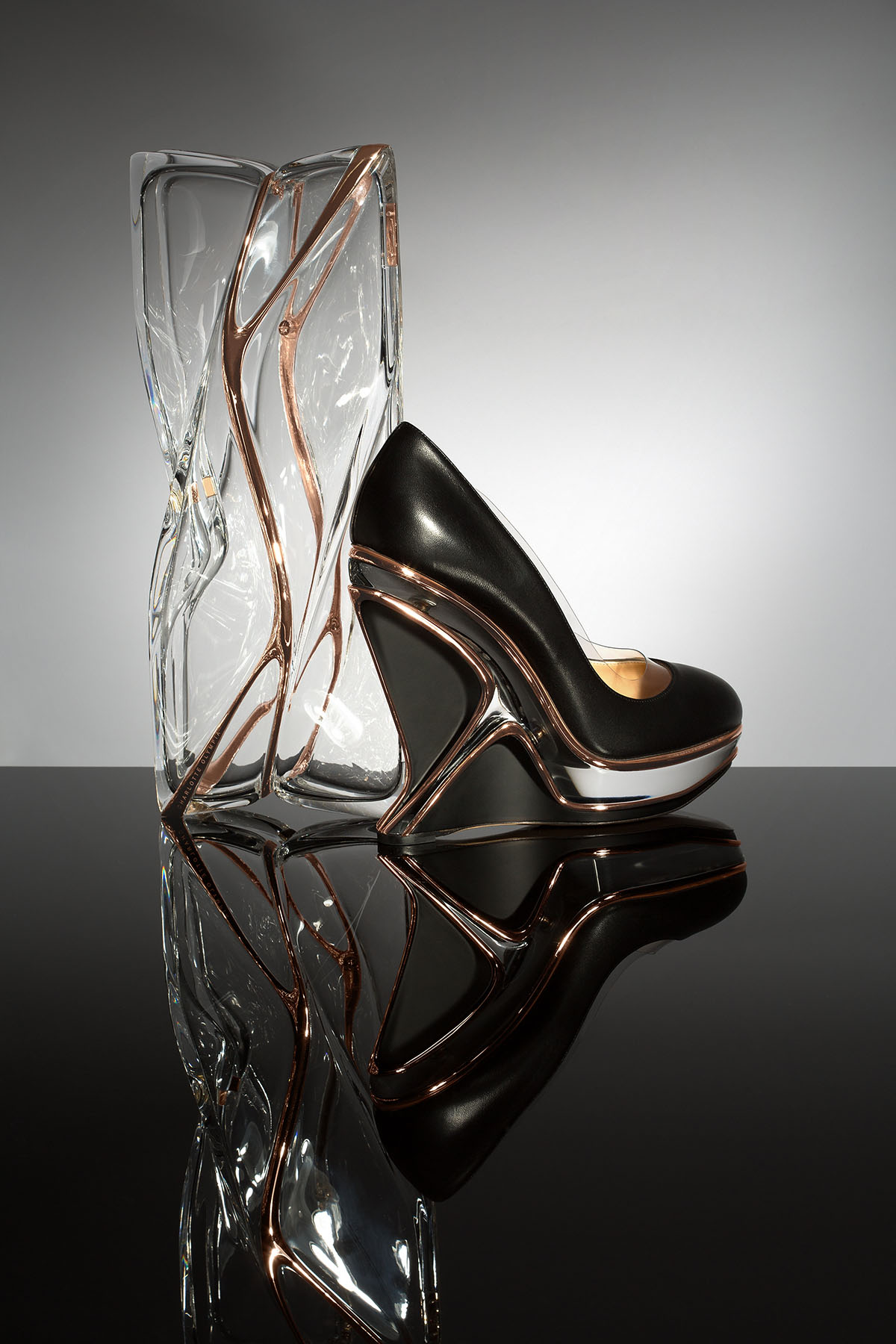 Louis vuitton zaha online hadid