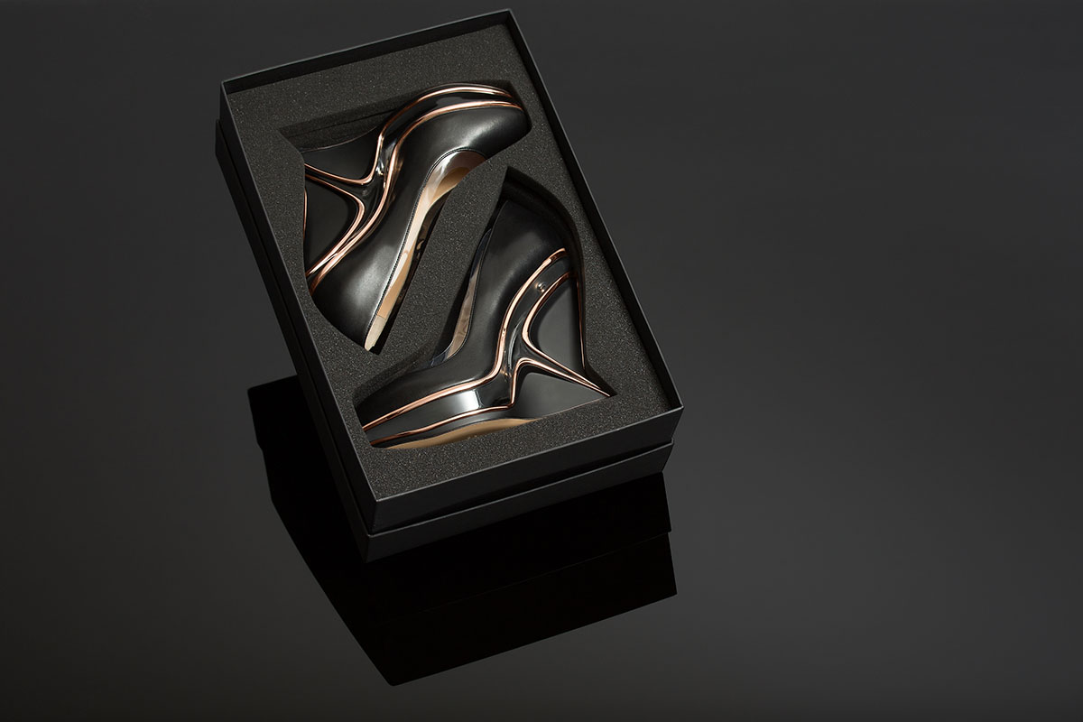 Zaha Hadid Architects designs two special accessories in fluid forms for Charlotte Olympia