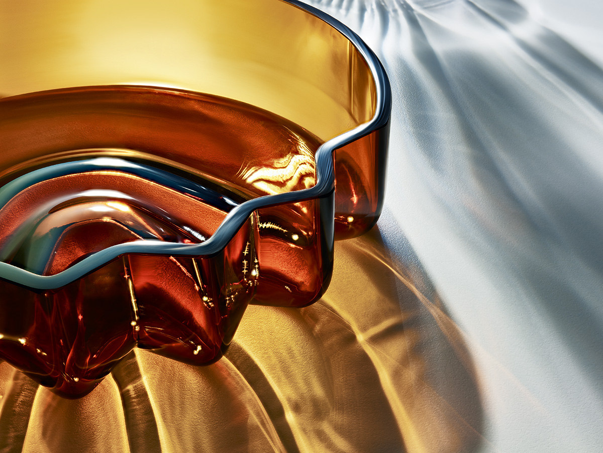 Zaha Hadid Design presents its new Pulse glass collection at