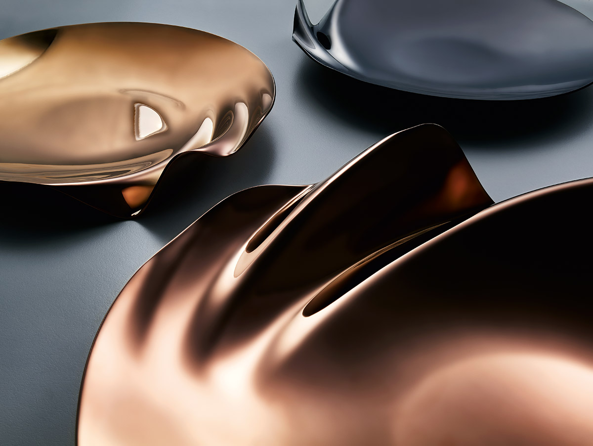 Zaha Hadid Design presents its new Pulse glass collection at Maison & Objet in Paris