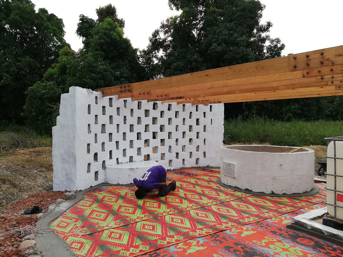 Balouo Salo built a sustainable well allowing access to drinking water in rural African village