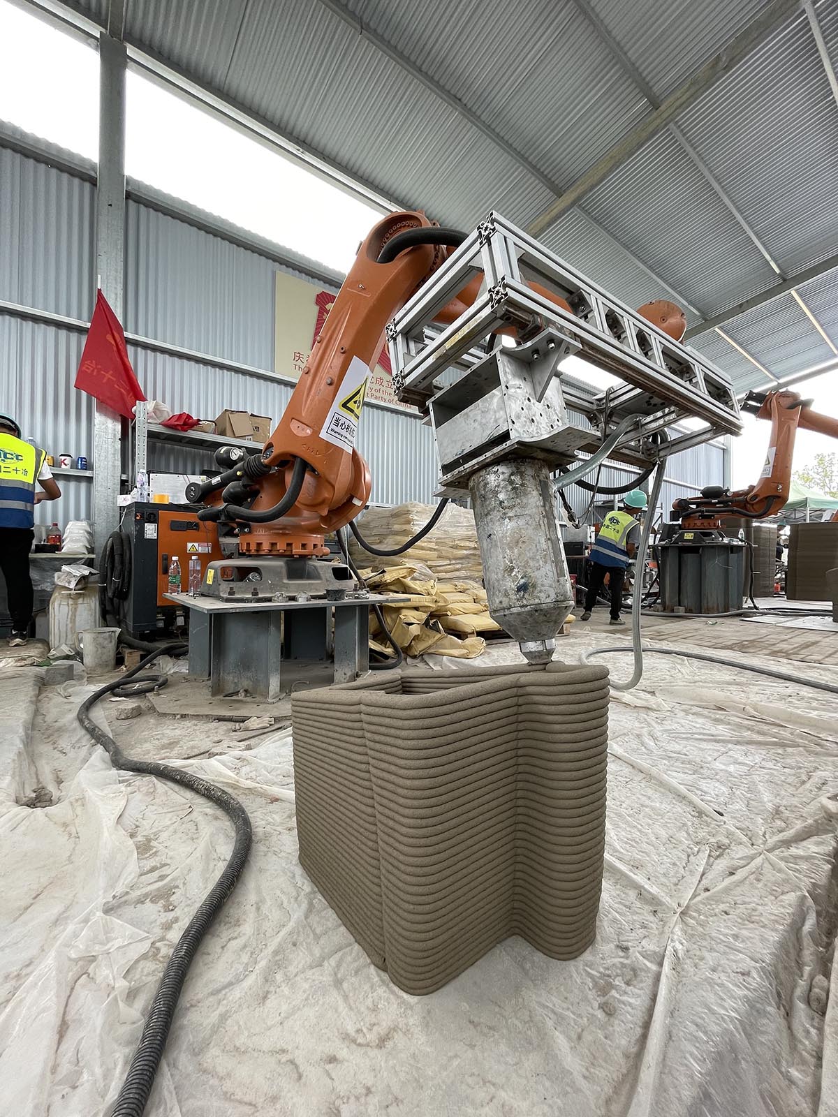 World's first 3D printed public park features 3D printed sculptures, benches, flower beds in China
