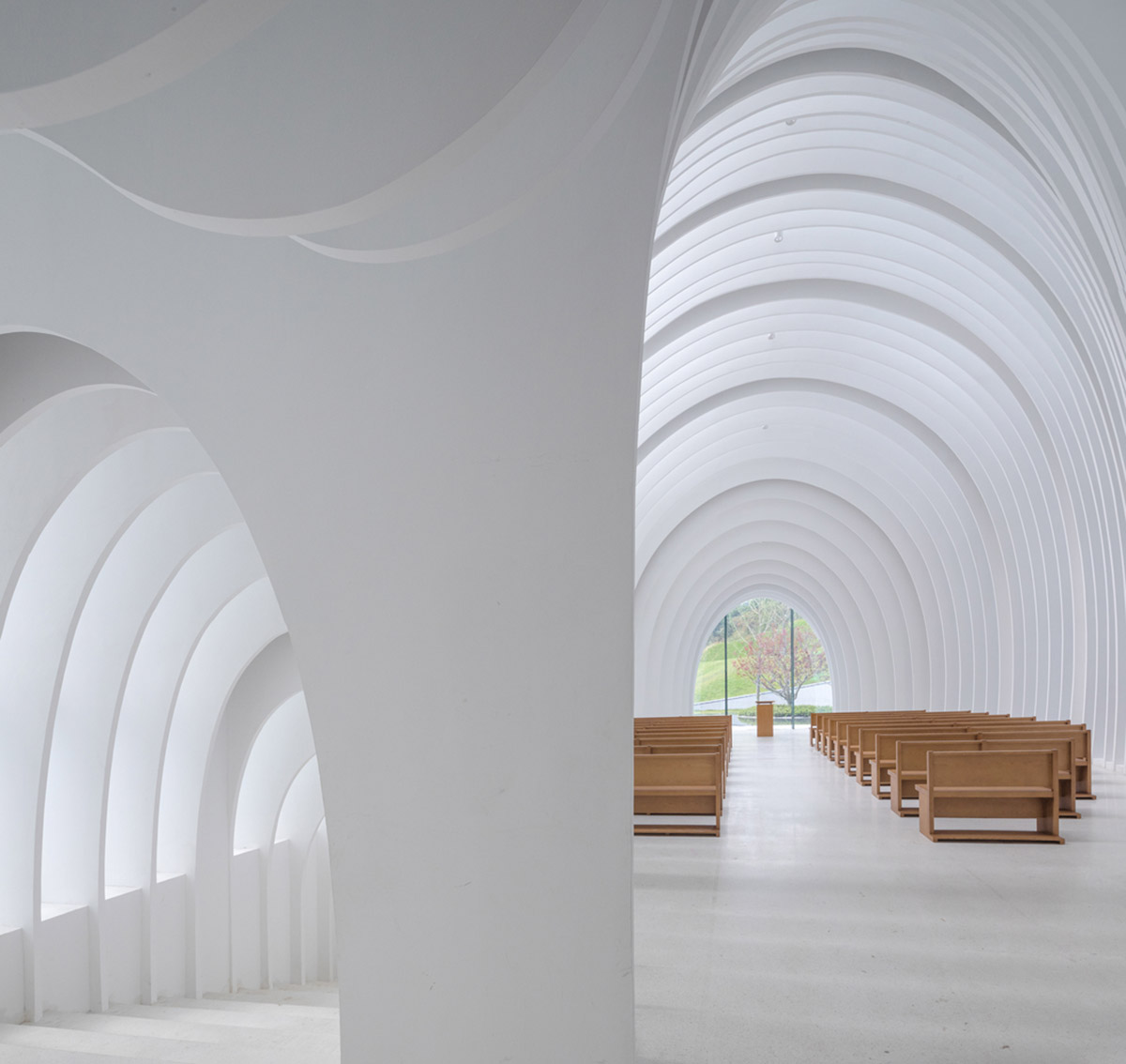 RSAA designs Chamber Church in China with uniform layered slices to allow soft light