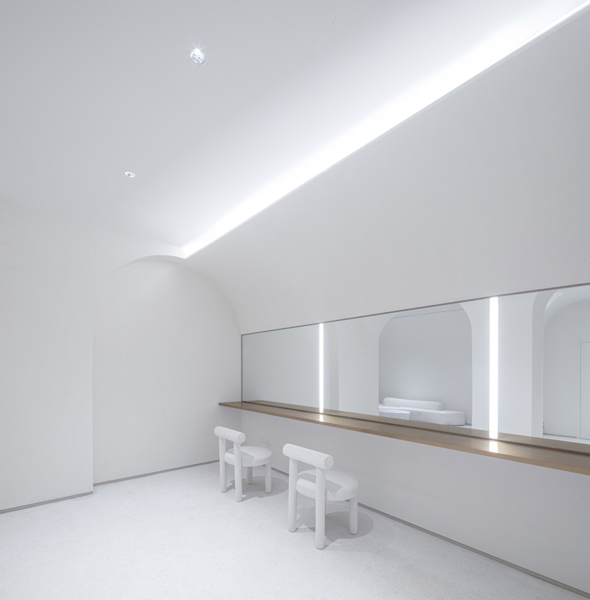 RSAA designs Chamber Church in China with uniform layered slices to allow soft light