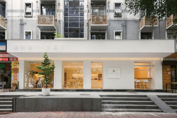 BloomDesign renovates Shenzhen’s old cake shop with scenic view in a ...